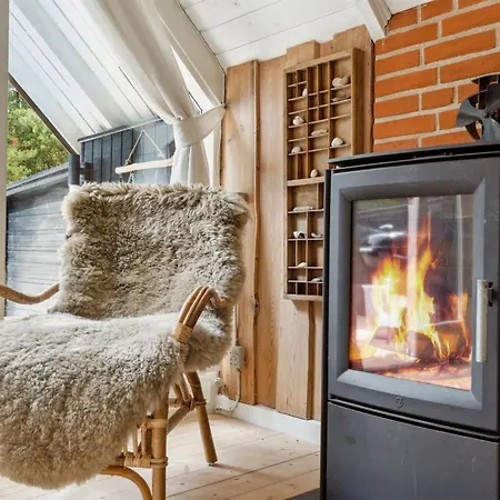 Magga - 3-2km From The Sea By Interhome *